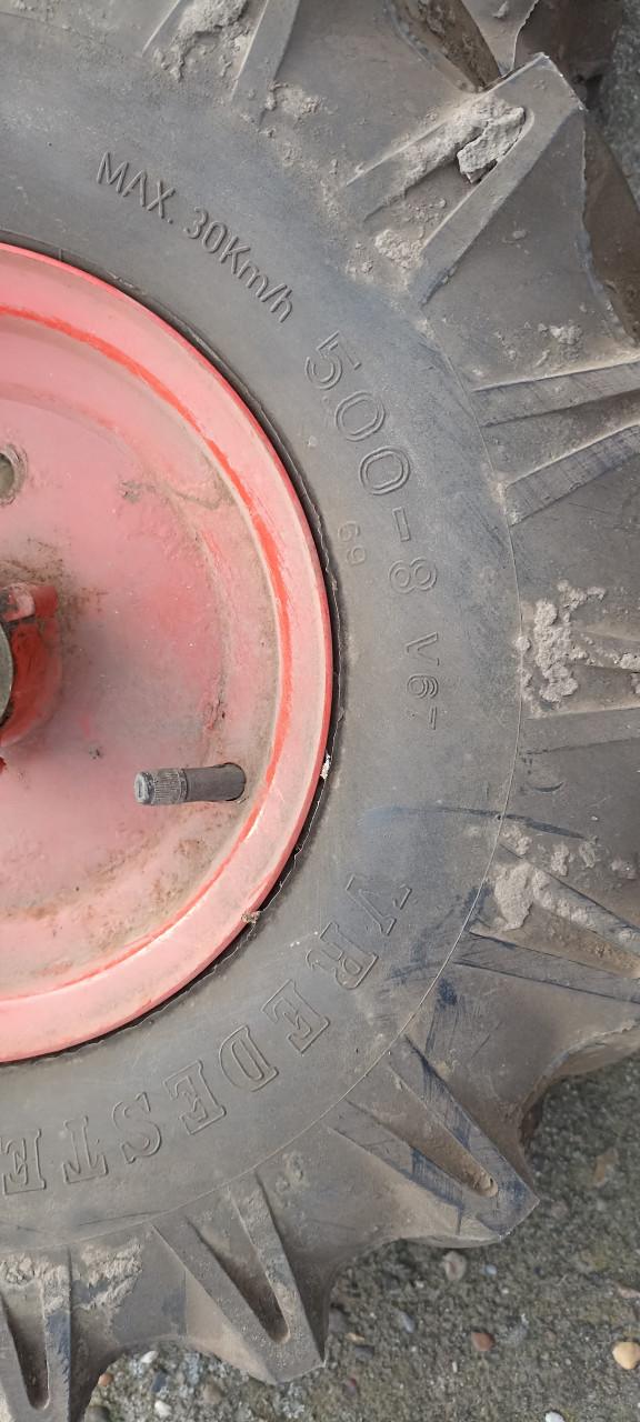 Te koop Vredestein banden 500-8-V67