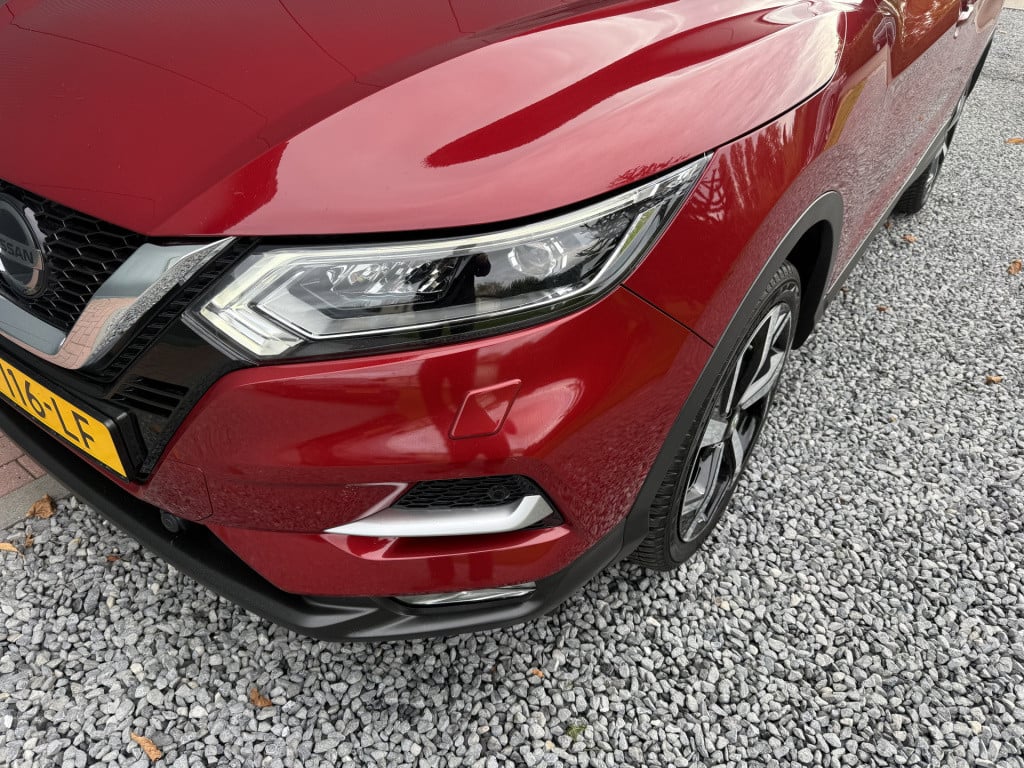 Nissan Qashqai 1.2 tekna pakket 5-drs