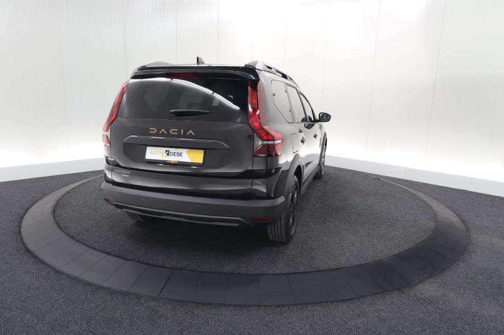 Dacia Jogger 1.6 hybrid 140 extreme | 7 zitplaatsen | camera | dodehoekdete