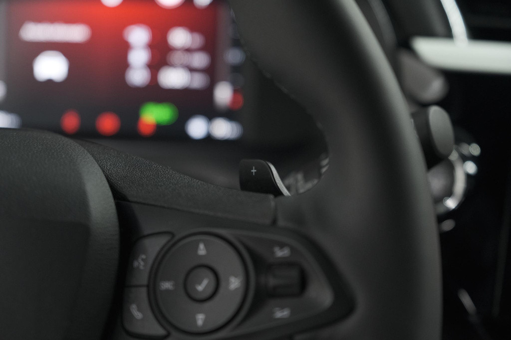 Opel Corsa 130 eat8 gs line | camera | navigatie | apple carplay | parkeers