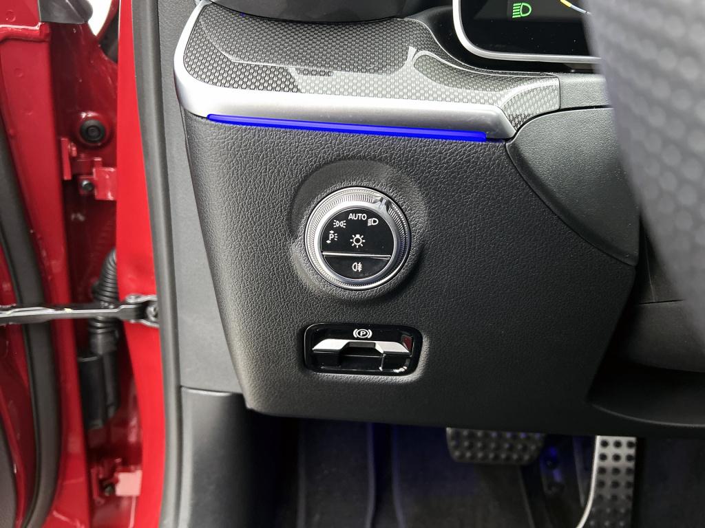 Mercedes-Benz C-Klasse 300 e business solution amg | premium plus pakket | 