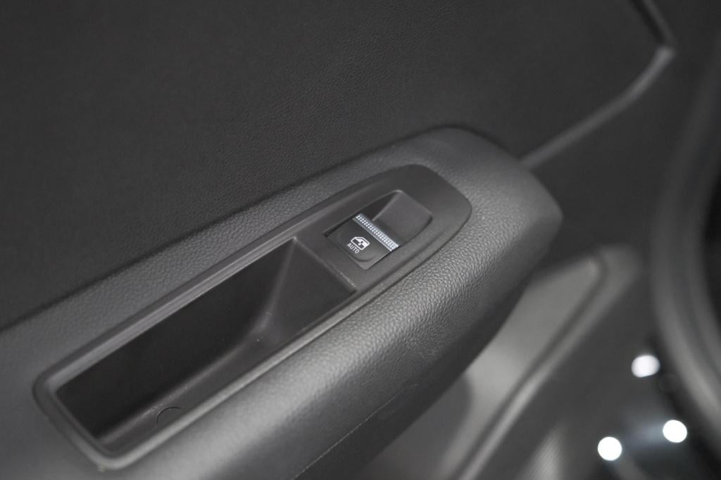 Renault Captur 1.3 mild hybrid 160 rive gauche | trekhaak | 360 camera | 9.
