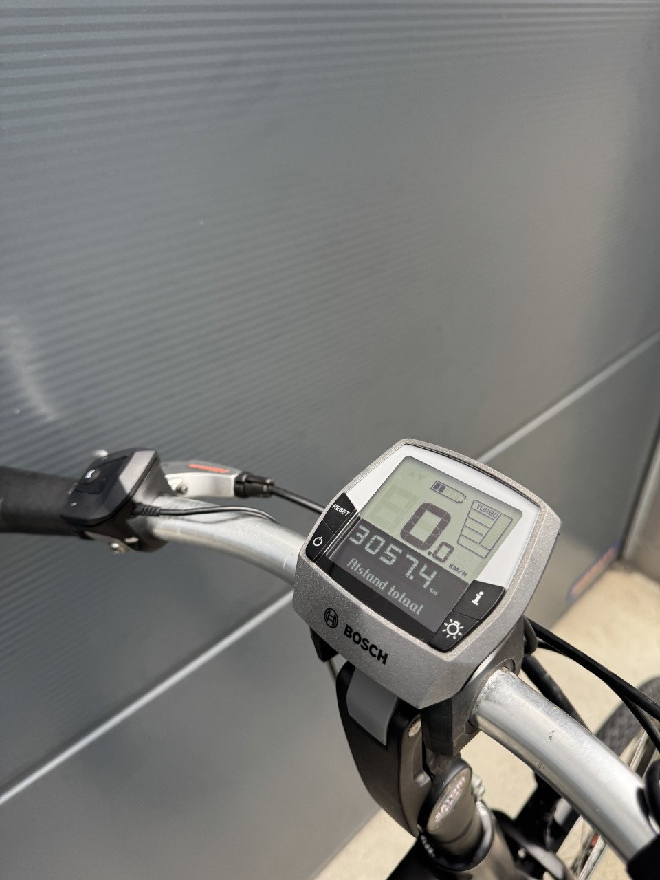 Dutch ID Bosch middenmotor elektrische fiets 470WH