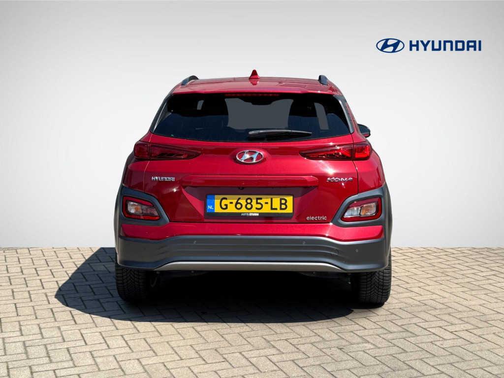 Hyundai Kona ev premium 64 kwh | leder | head-up display | stuur- + stoelve