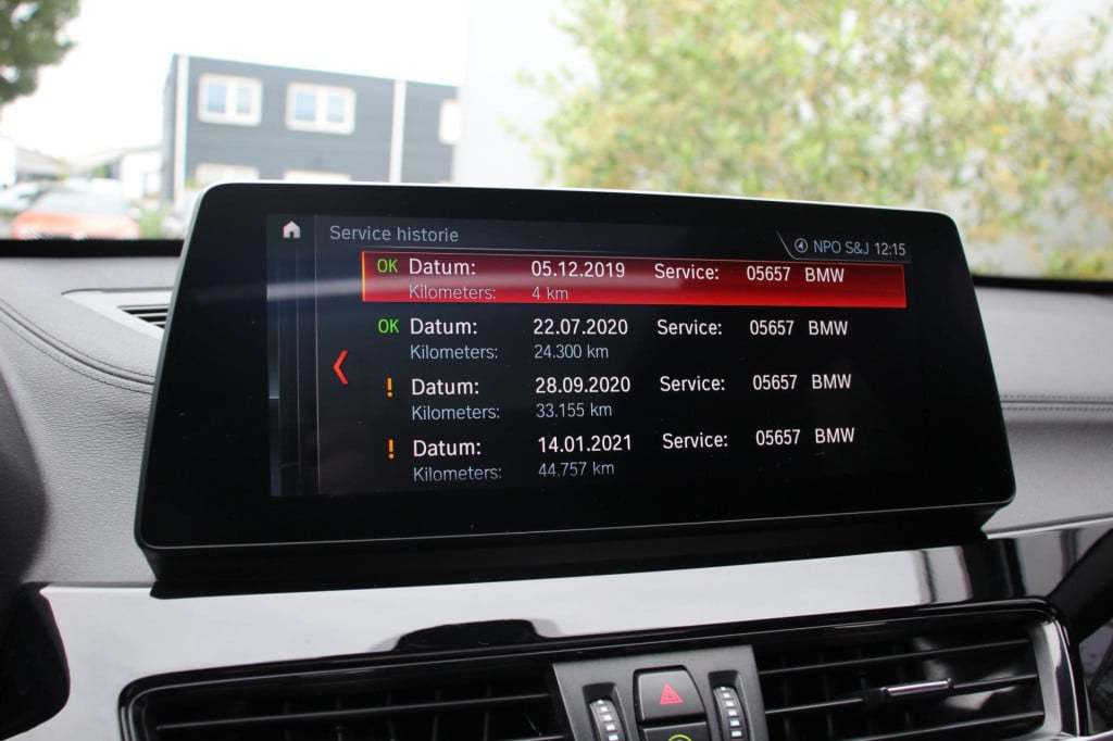 BMW X1 sdrive18i m sport - pano - leder - led - headup - navi plus - full o