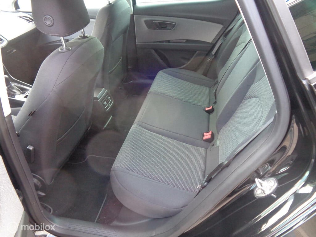 Seat Leon 1.0 ecotsi style business intense/automaat/dsg-7/airco/full led/p