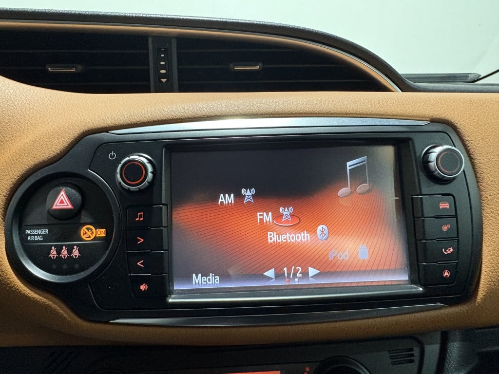 Toyota Yaris 1.3 vvt-i style