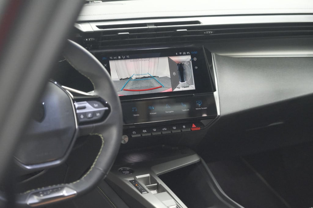Peugeot 308 sw 1.6 plug-in hybrid 225 gt | focal audio | 360 camera | adapt