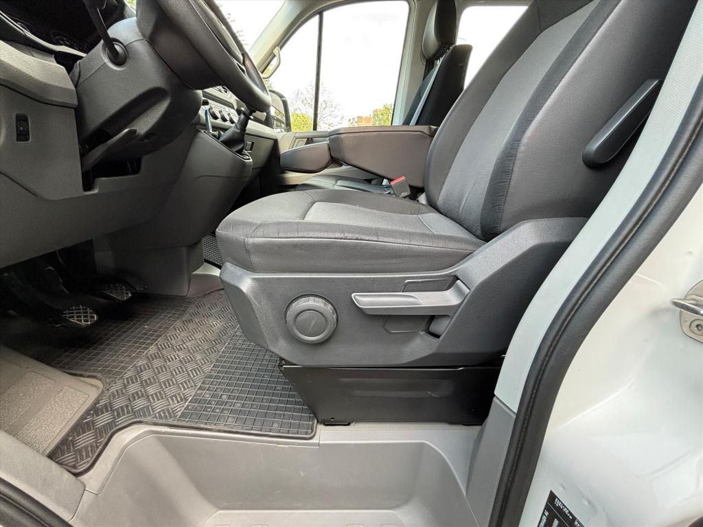 Volkswagen Crafter 2.0 tdi 140pk l4h3 3500 fwd| 7 zits dubbele cabine| trek