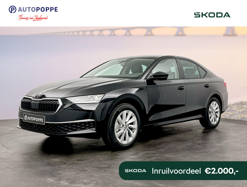 Skoda Octavia first edition 1.5 tsi m-hev 85 kw / 115 pk hatchba