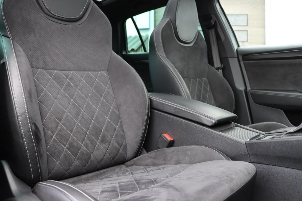 Skoda Superb combi 1.4 tsi iv sportline business 218pk | soh 94,8% |