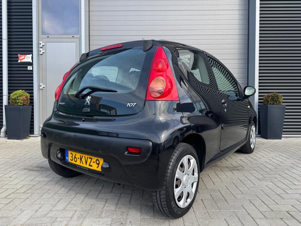 Peugeot 107 1.0-12v sublime/nap/apk/airco