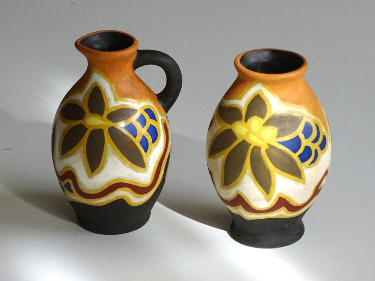 Setje kleine vaasjes Art Deco Nadro vaas