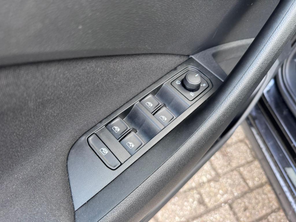 Skoda Kamiq 1.0 tsi business edition