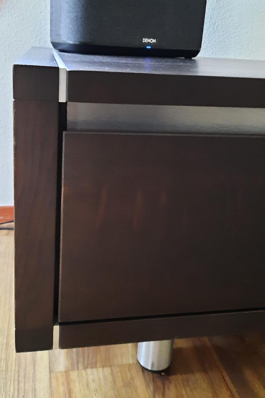 Tv-dressoir Lock, Mat gelakt wengé. L190 x D 55 x H 42 cm