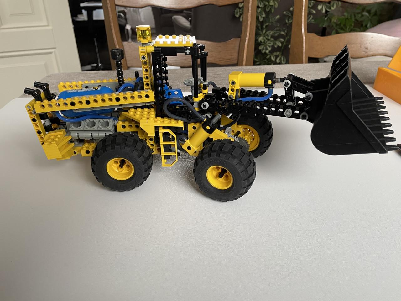 Lego pakket Technic: 42117 + 8843 + 8439 waarde €76 voor €50