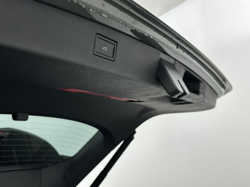 Volkswagen Tiguan r-line edition 1.5 ehybrid 150 kw / 204 pk suv 6 v