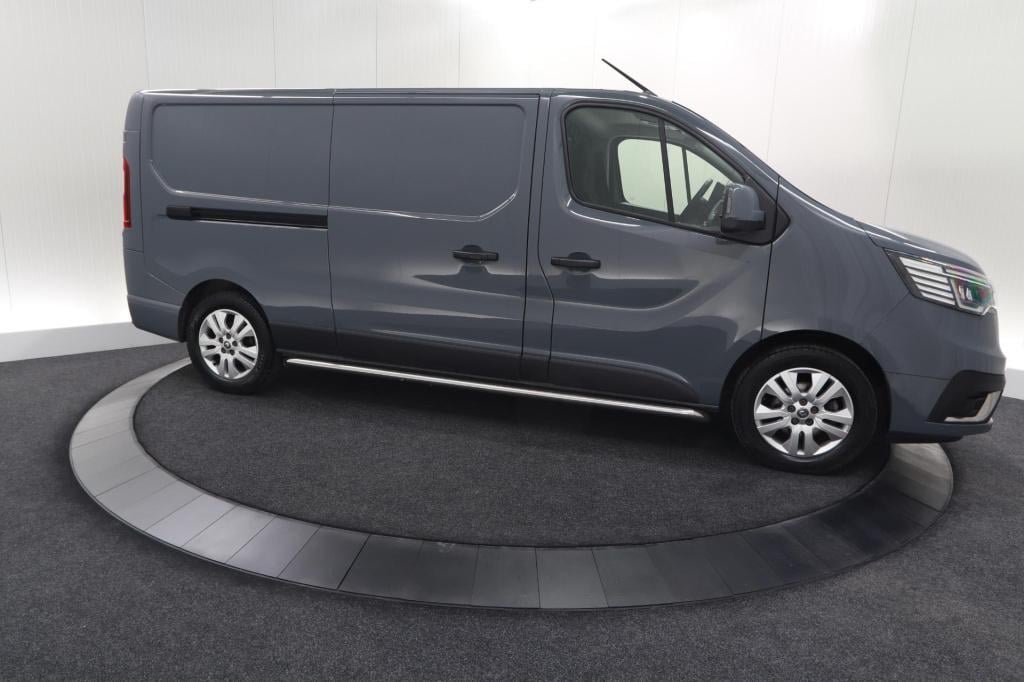 Renault Trafic 2.0 dci 110 t30 l2h1 work edition | trekhaak | camera | navi