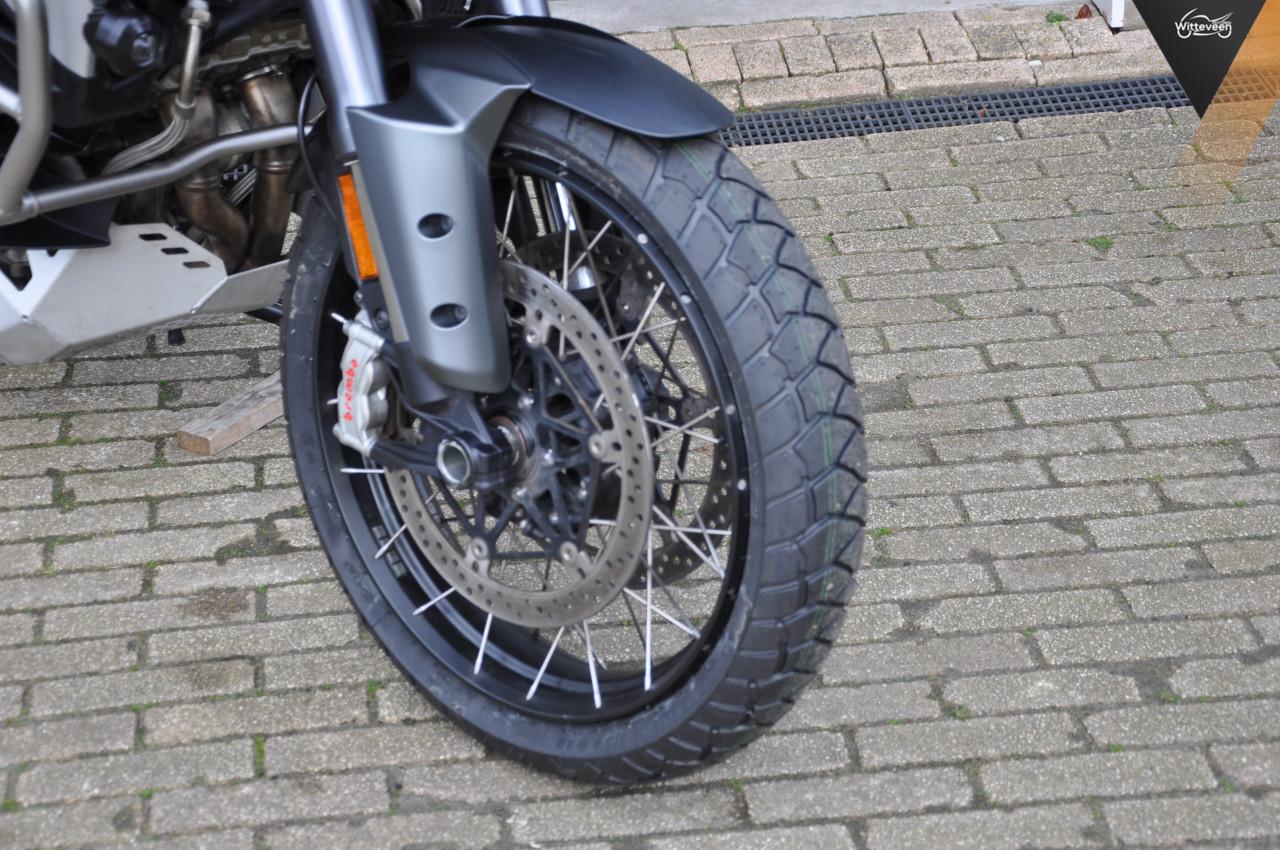 Ducati Multistrada V4 S Travel, radar, spaakvelgen