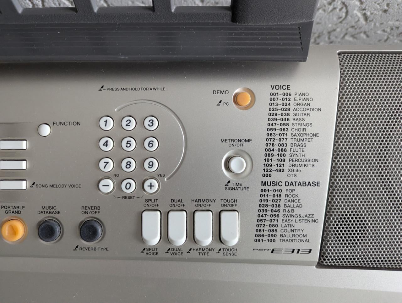 Yamaha keyboard 61 toetsen