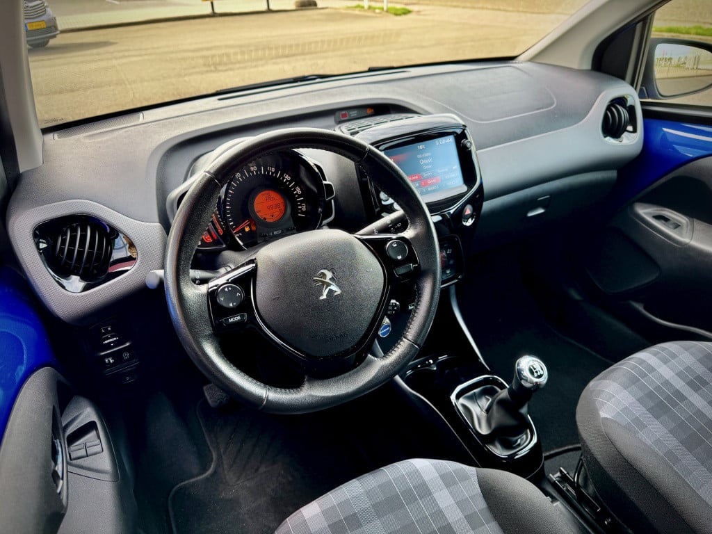 Peugeot 108 1.0 e-vti allure ecc cruise camera