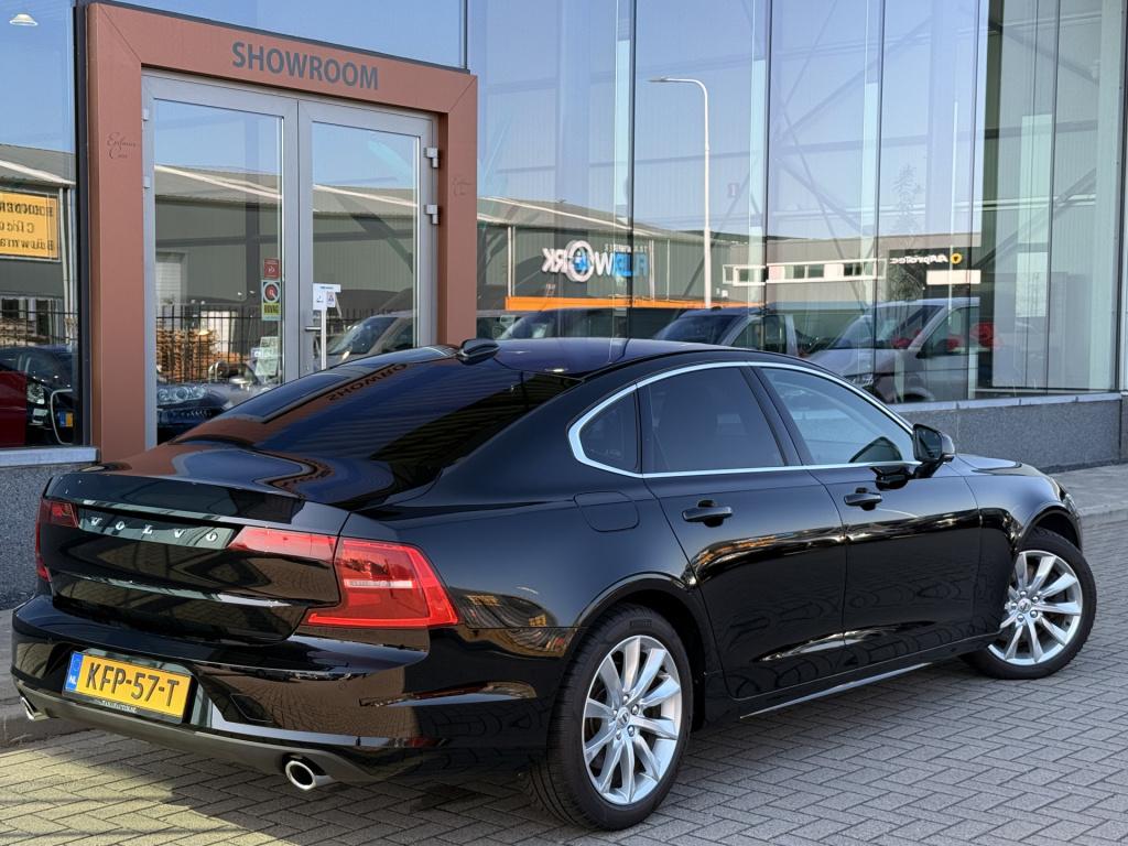 Volvo S90 2.0 t4 momentum | leder | parkeersensor | acc | apple carplay | b