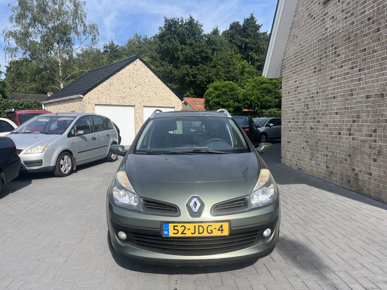 Renault clio estate 1.2tce dynamique Airco 2009