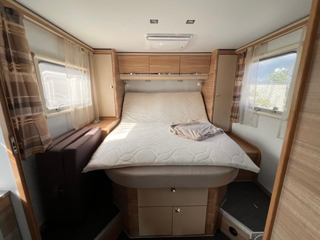 Adria Onbekend matrix m 670 sc edition50