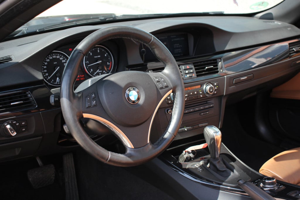 BMW 3-serie cabrio 325d high executive | navi | cruise | harmon kardon