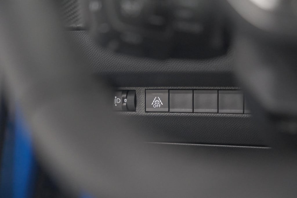 Peugeot 208 puretech 100 allure | adaptieve cruise control | camera | apple
