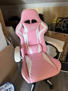 Roze game/bureaustoel