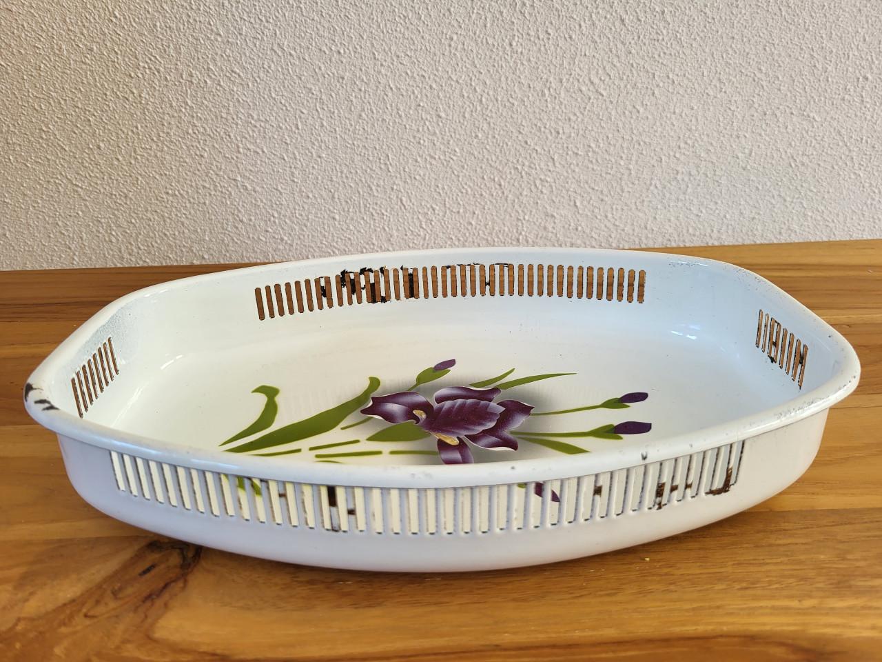 Brocante emaille schaal broodschaal broodmand iris