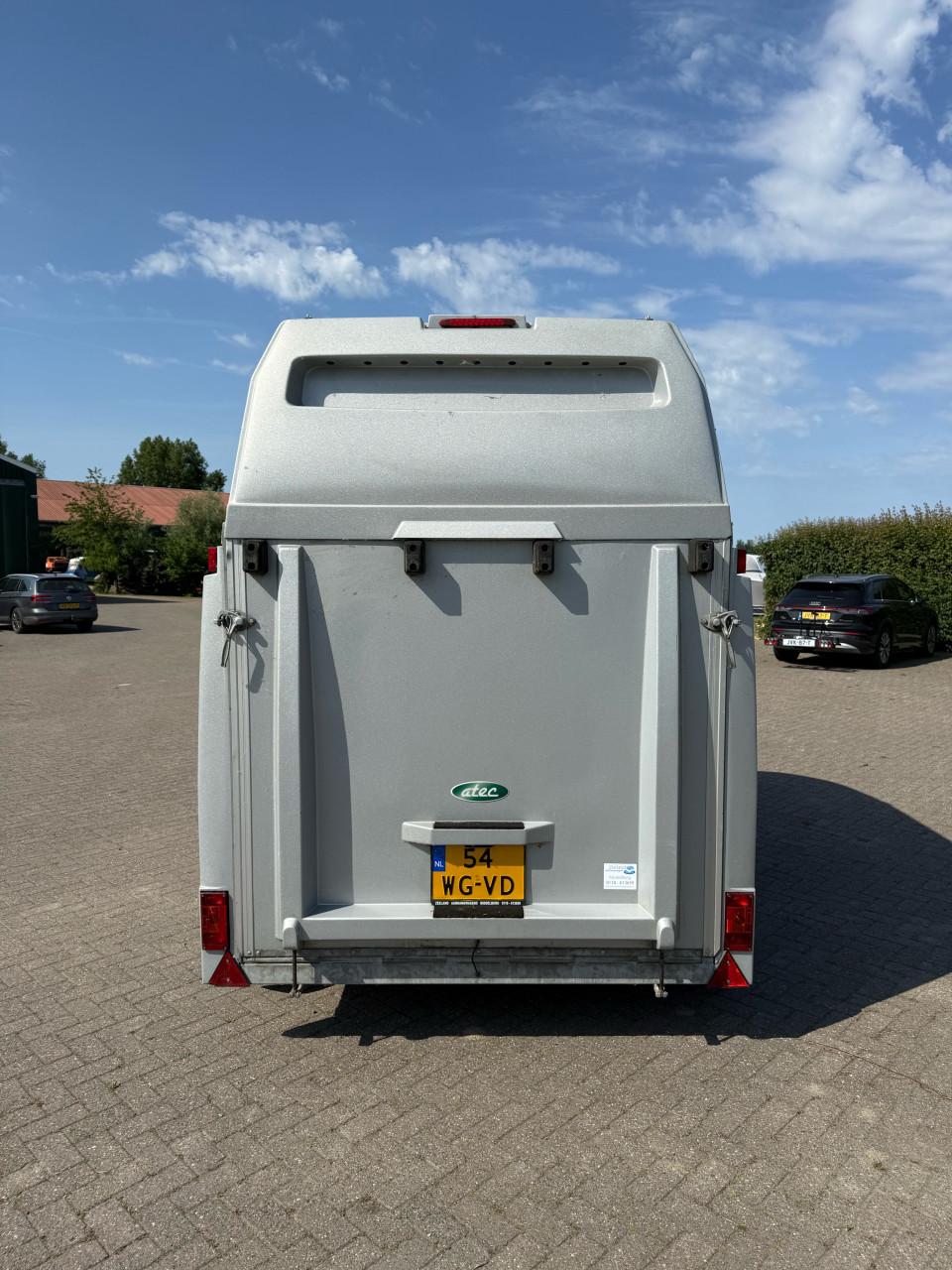 Atec paardentrailer 2 paards