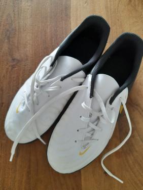 Nike schoen (zaal) (gym) maat 36,5
