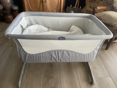 Co sleeper chicco