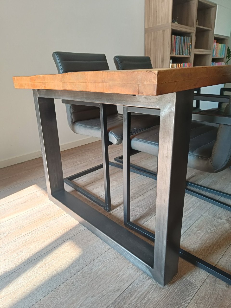 TMC mango houten eettafel