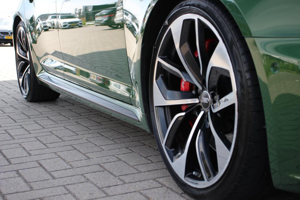 Audi Rs4 a4 avant 2.9 tfsi quattro pro line plus | pano | carbon | massage 