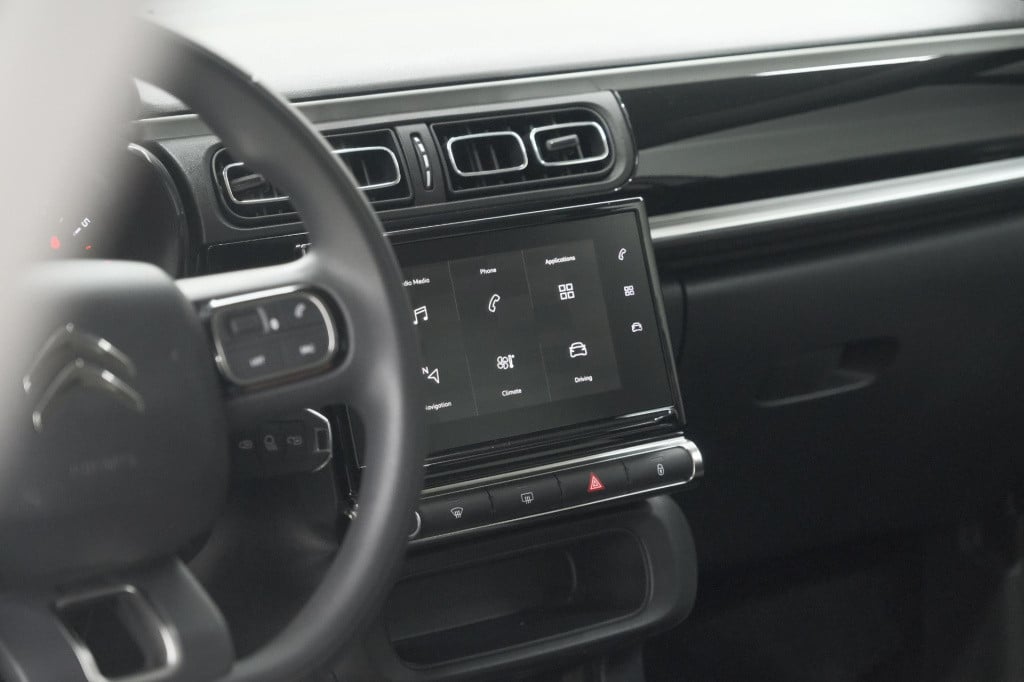 Citroen C3 puretech 110 eat6 max | parkeersensoren | apple carplay | 16 inc