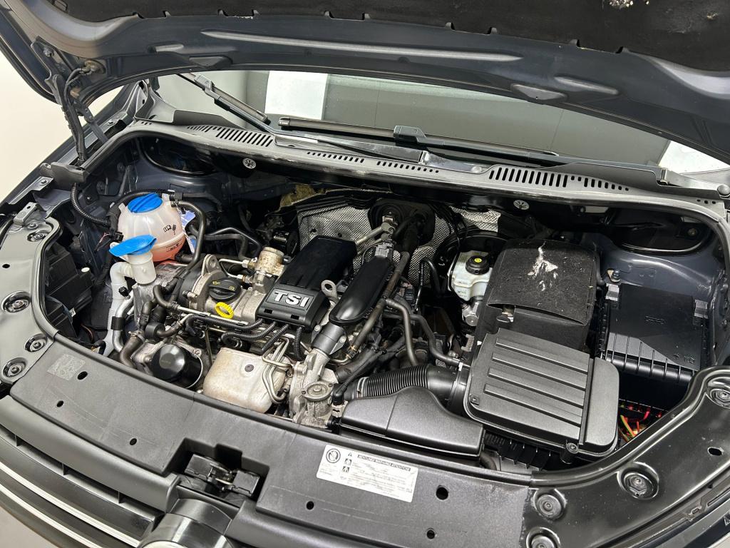 Volkswagen Touran occasion 1.2 tsi highline bluemotion 7p. | grijs | tweede