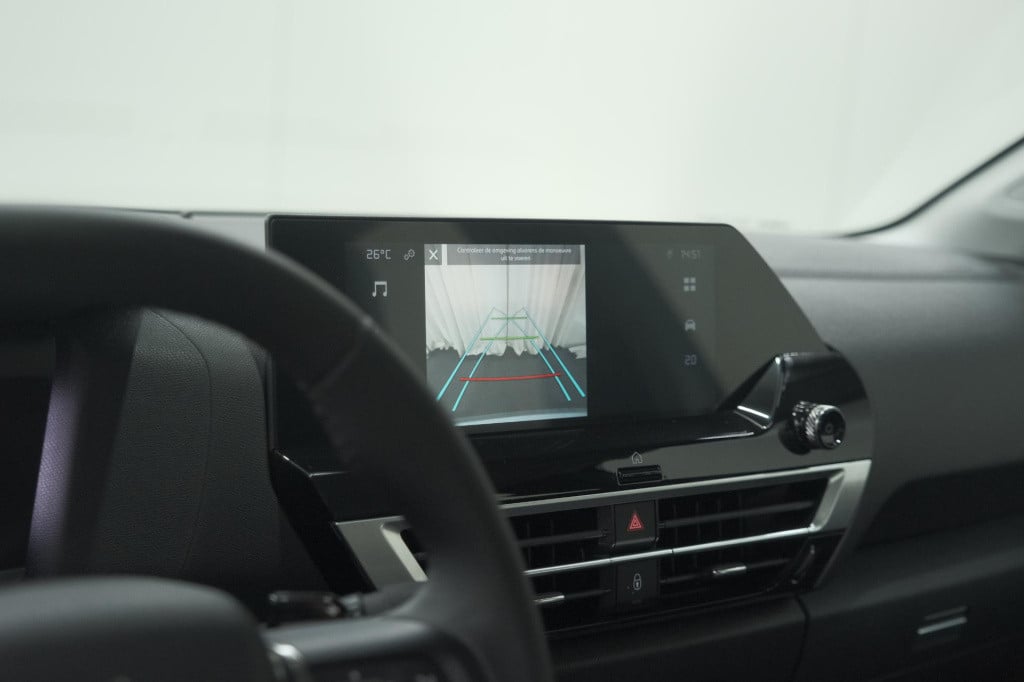 Citroen C4 puretech 130 eat8 shine | camera | apple carplay | parkeersensor