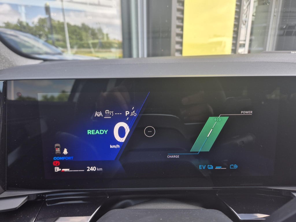 Renault Austral 1.2 e-tech full hybrid 200 iconic esprit alpine pack harman