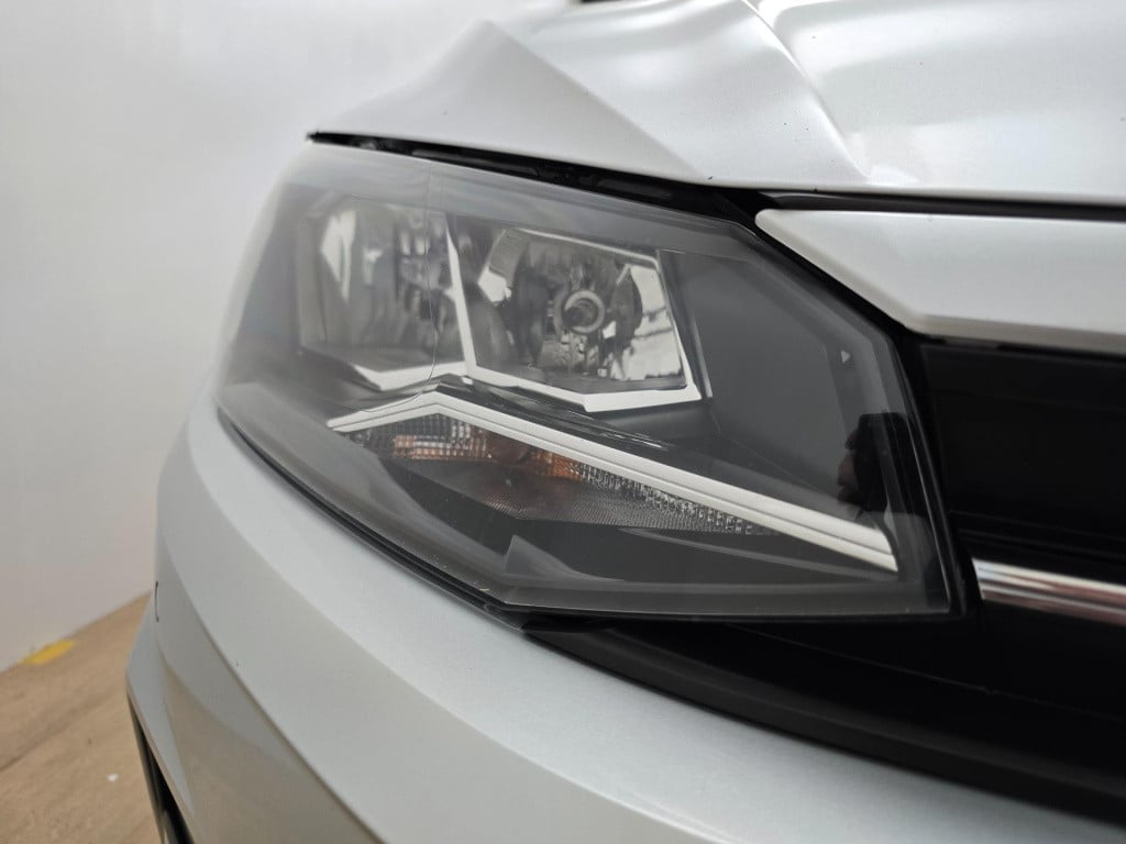 Volkswagen Polo occasion 1.0 tsi highline met carplay radio en trekhaak | t