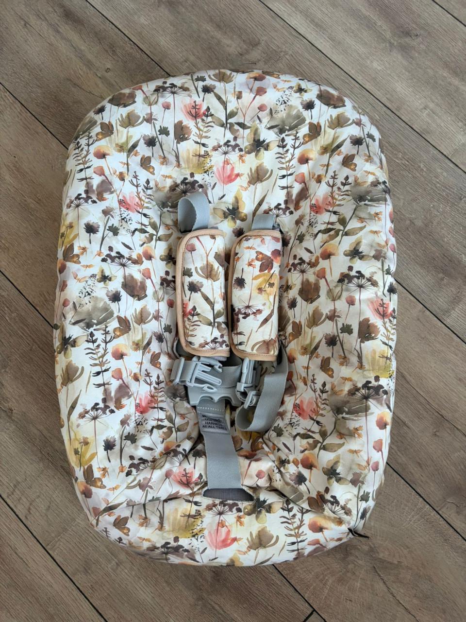 Tripp Trapp new born set inclusief hoes.