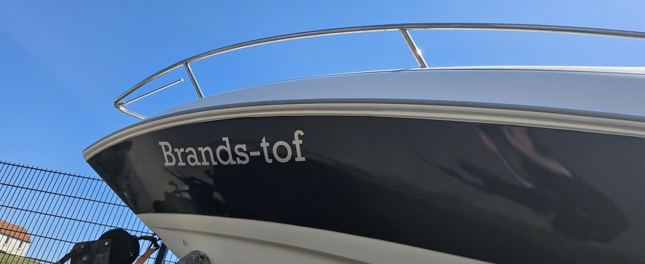 Wellcraft Excel 21 SL – Met  een kwalitatief goede dubbelassige trailer!