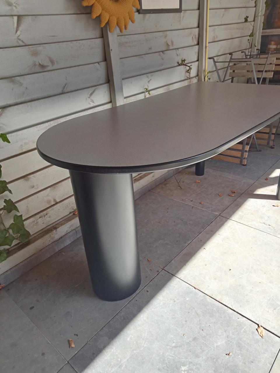 Fraaie burotafel