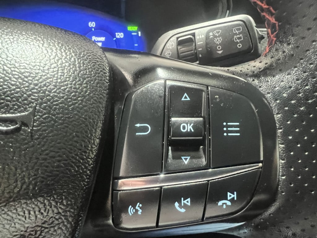 Ford Kuga 2.5 phev e-cvt 225pk st-line x , winterpack