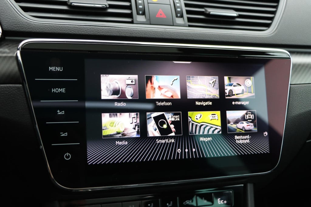 Skoda Superb 1.4 tsi iv sportline business 218pk dsg6
