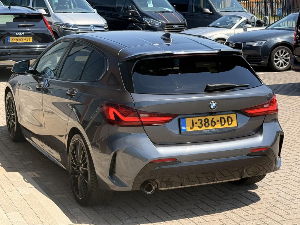 BMW 1 Serie 118i m-sport executive edition | apple carplay | harman kardon 