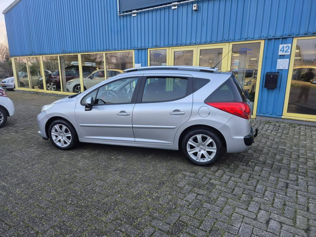 Peugeot 207 SW 1.6 VTI XS Premiere bj:2007 airco apk 10-2025