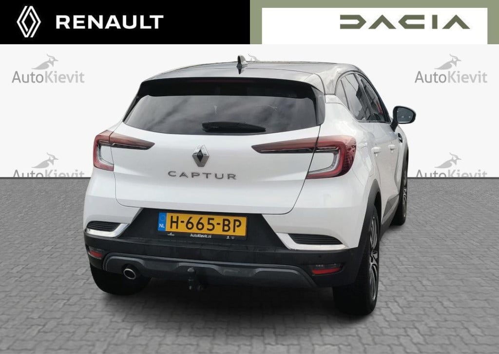 Renault Captur 1.3 tce 130 edc initiale paris